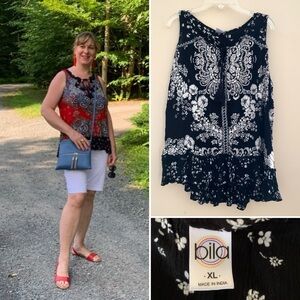 Biła sleeveless Boho tank top with tassels Size XL